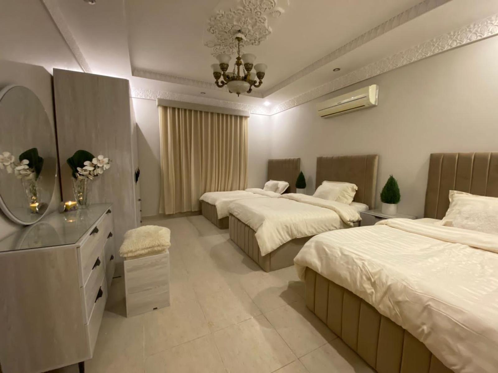 Luxury 3 Bedroom Apartment - Very Spacious