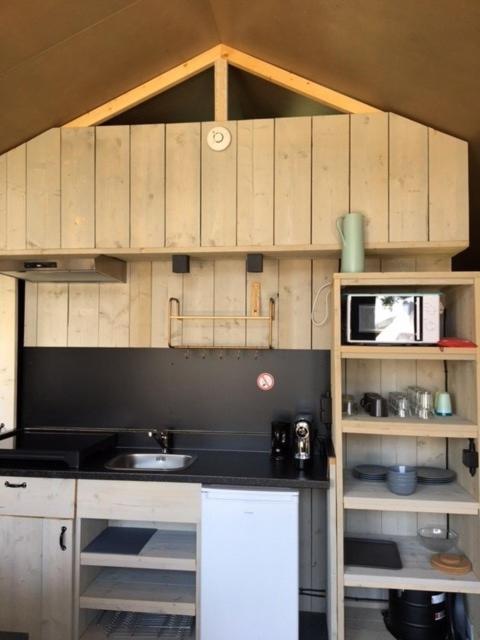 Safari Lodge, glamping aan zee! view 3