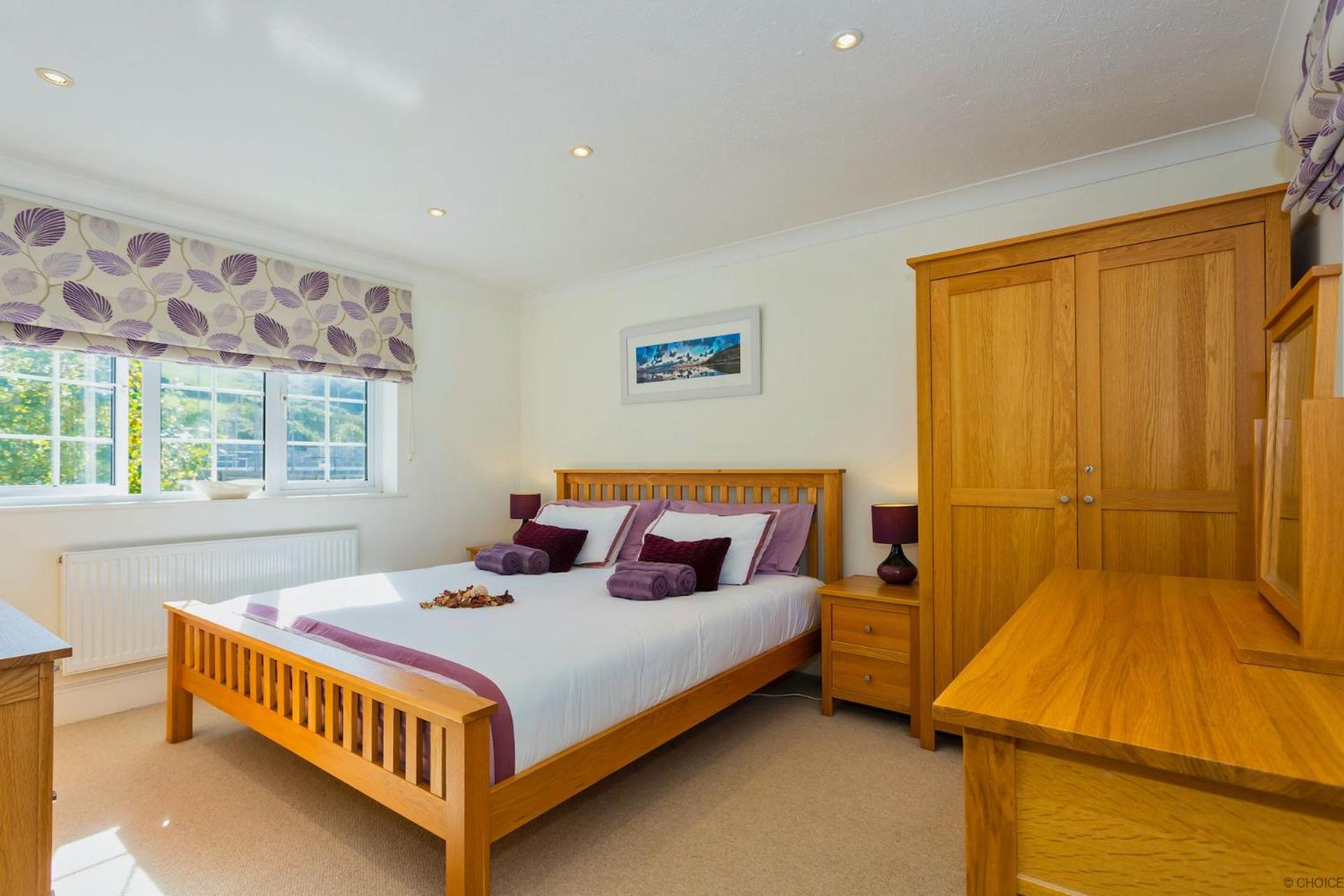 CROYDE MEADOWBANK 4 Bedrooms view 4