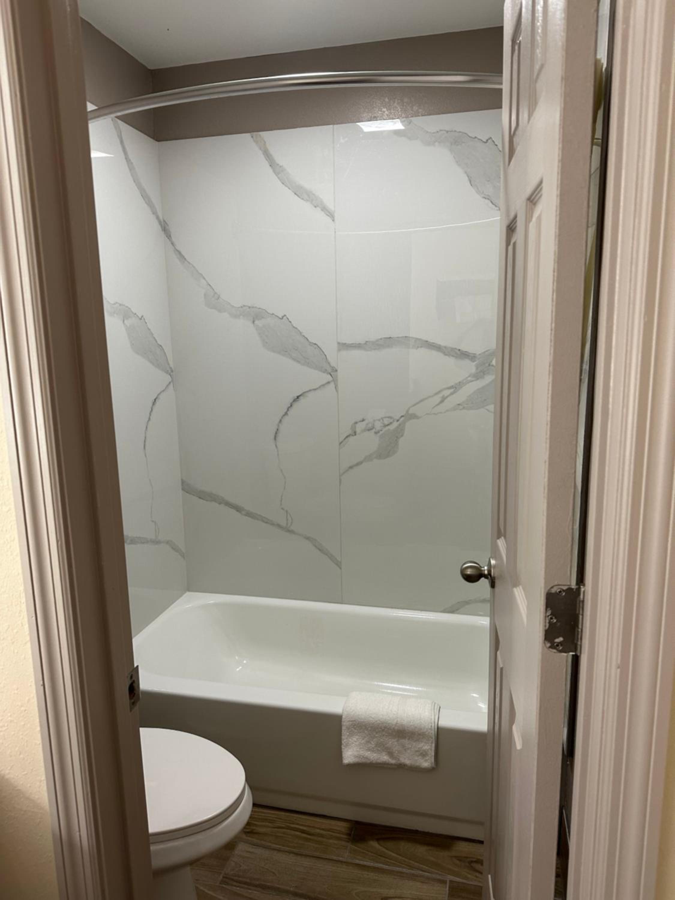 Express inn Hartselle - Property Image 21