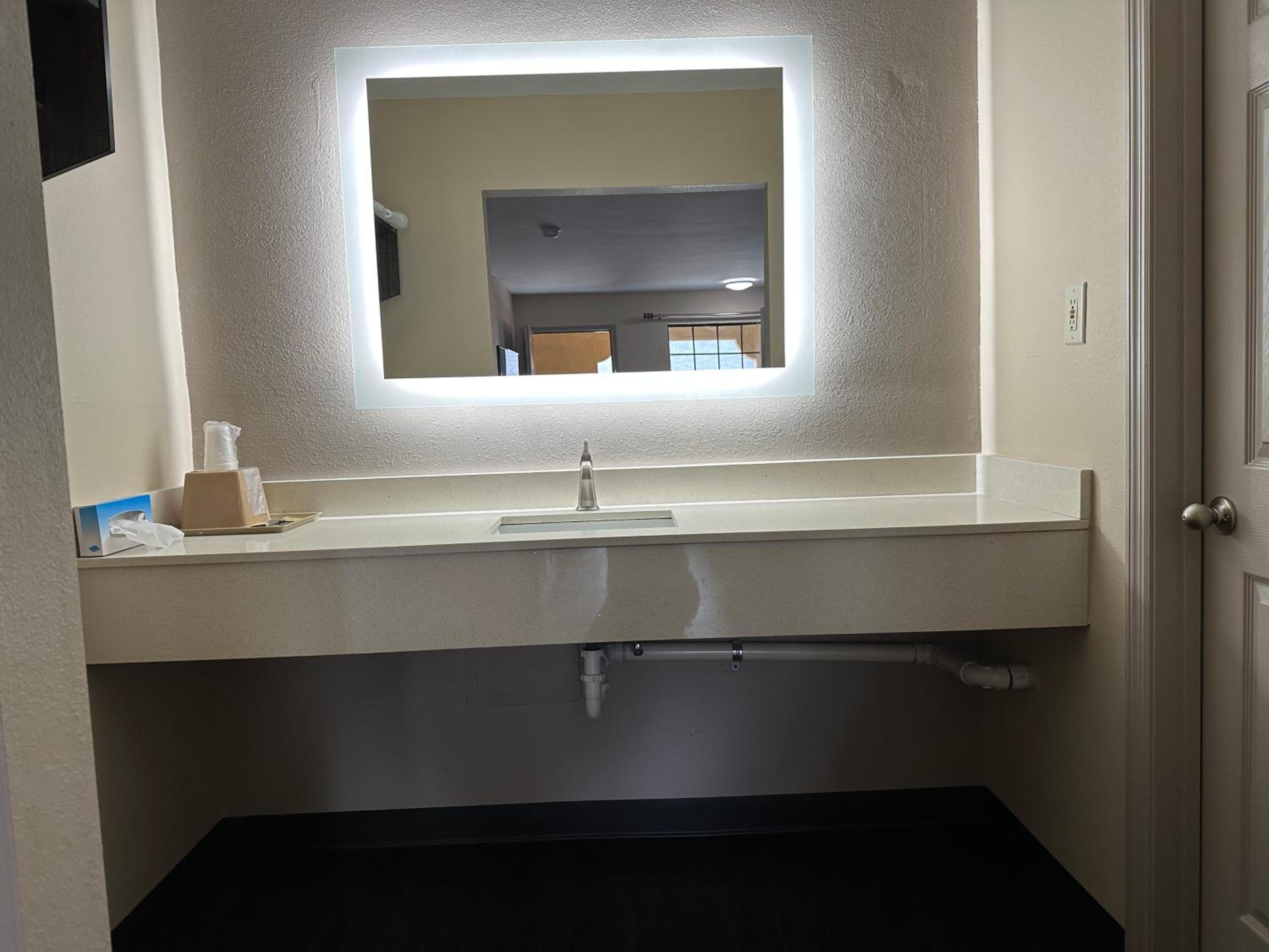 Express inn Hartselle - Property Image 19