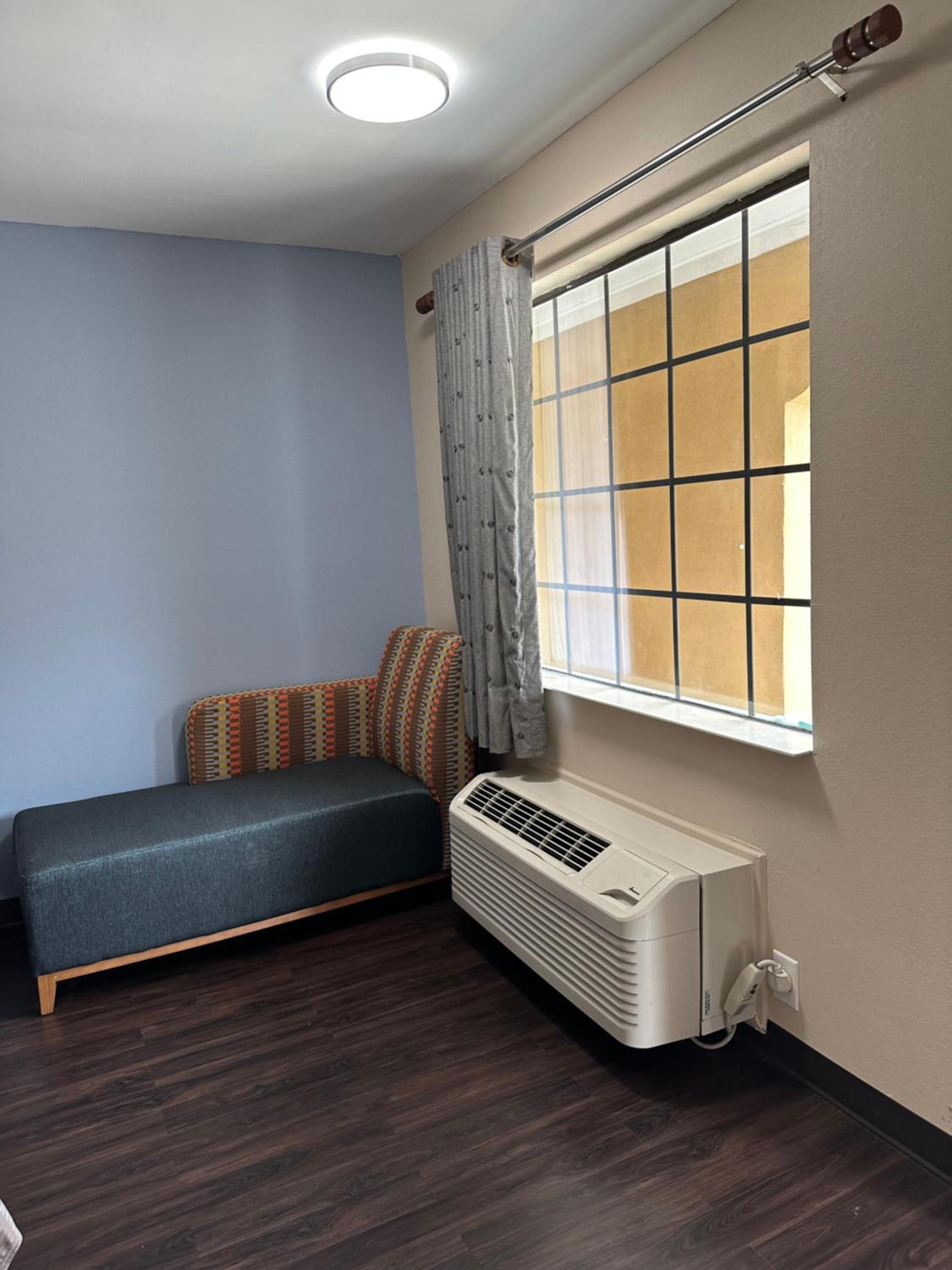 Express inn Hartselle - Property Image 15