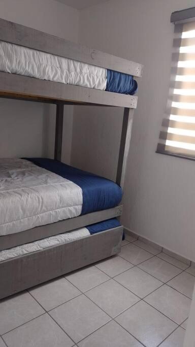 Casa inteligente en Cancún con alberca familiar