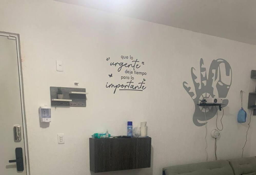 Casa inteligente en Cancún con alberca familiar