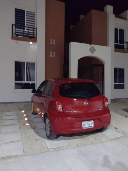 Casa inteligente en Cancún con alberca familiar