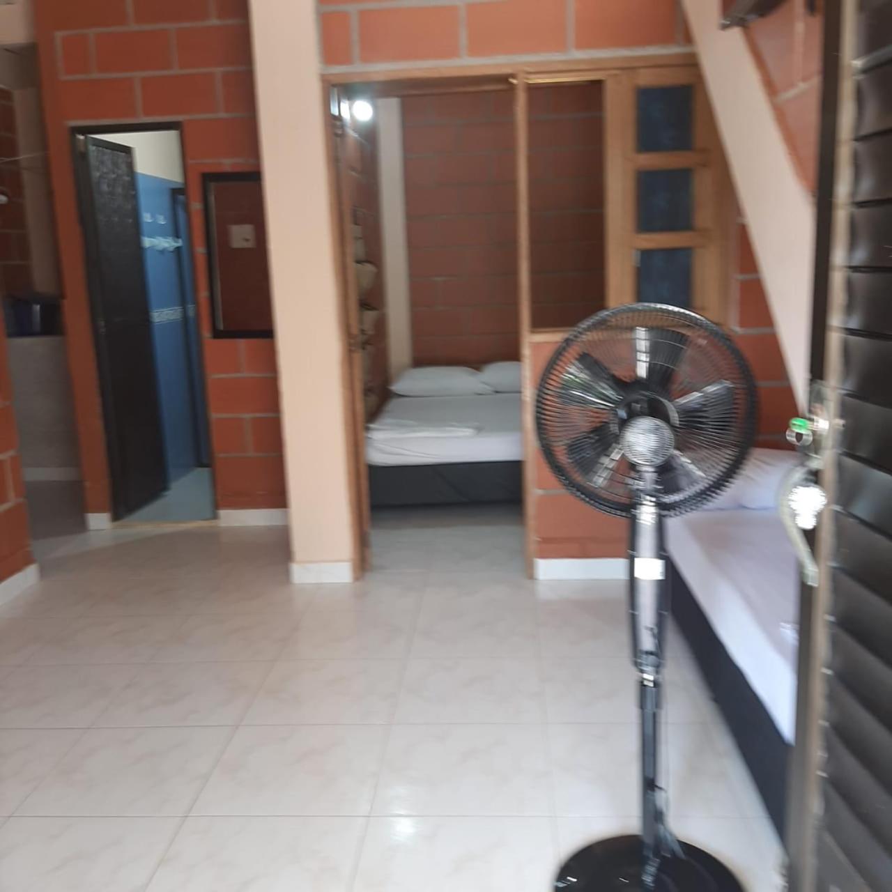 Mi pueblo natal Aptos y habitaciones