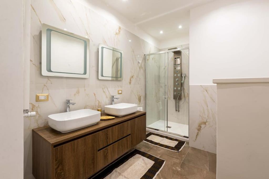 Colosseum 10steps away, Marco Aurelio Luxury House