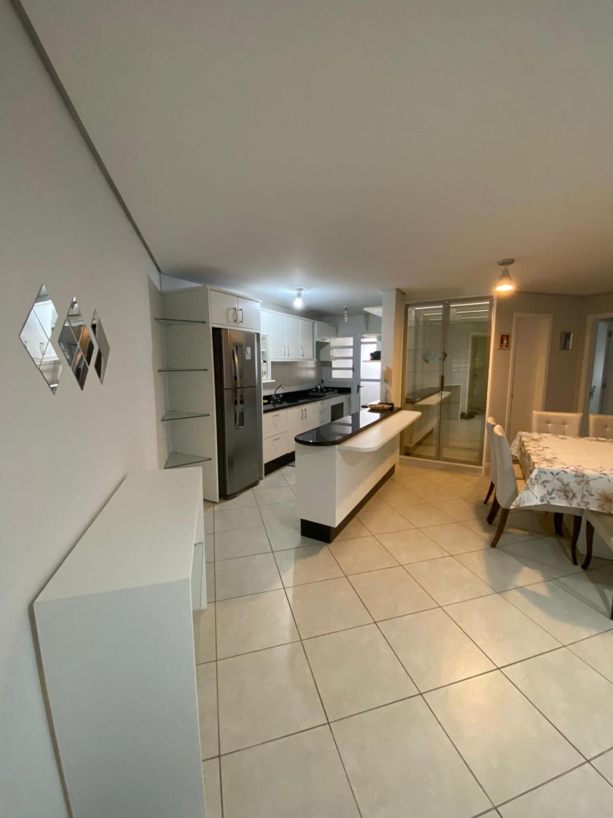 lindo apartamento em jurerê internacional