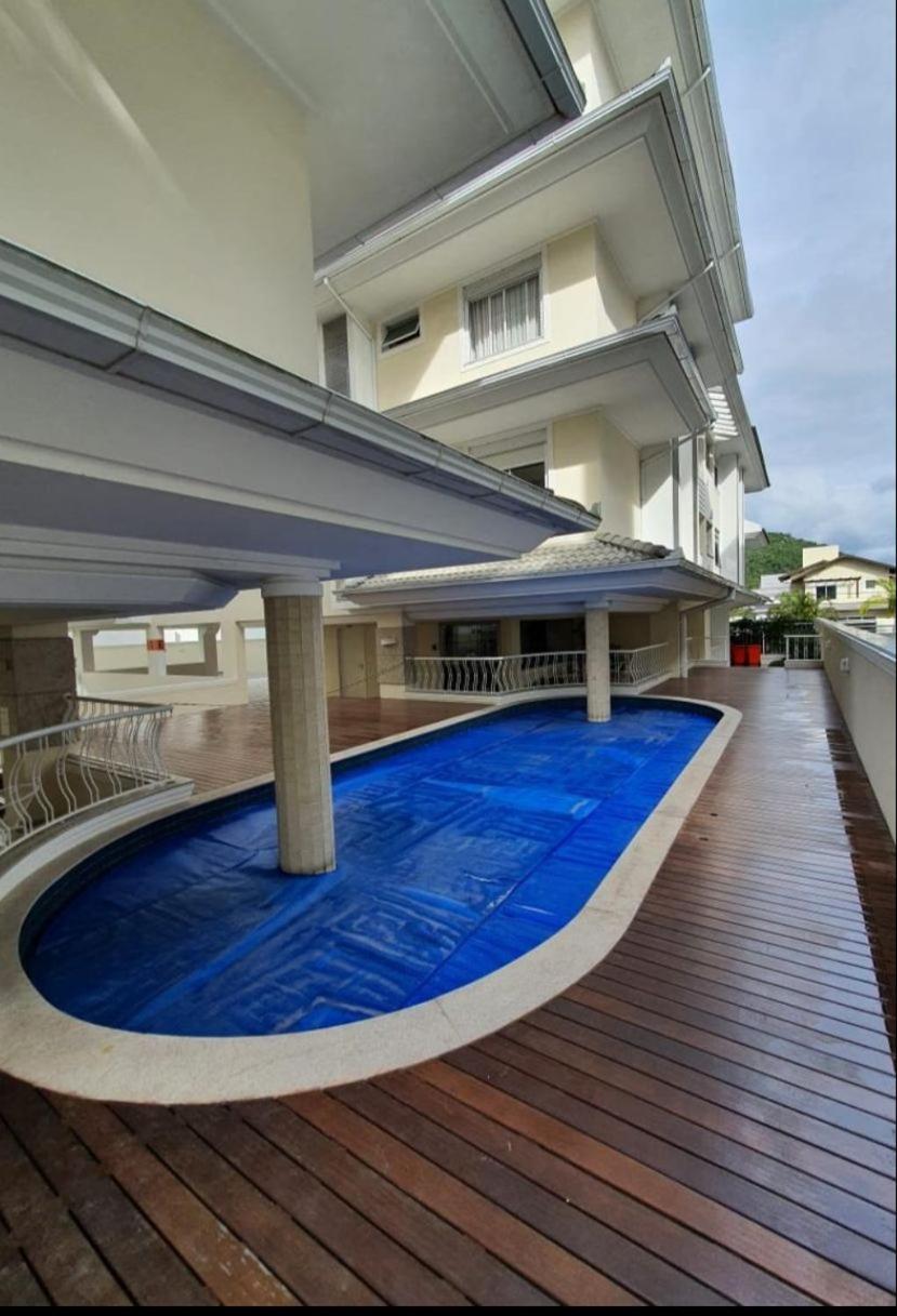 lindo apartamento em jurerê internacional