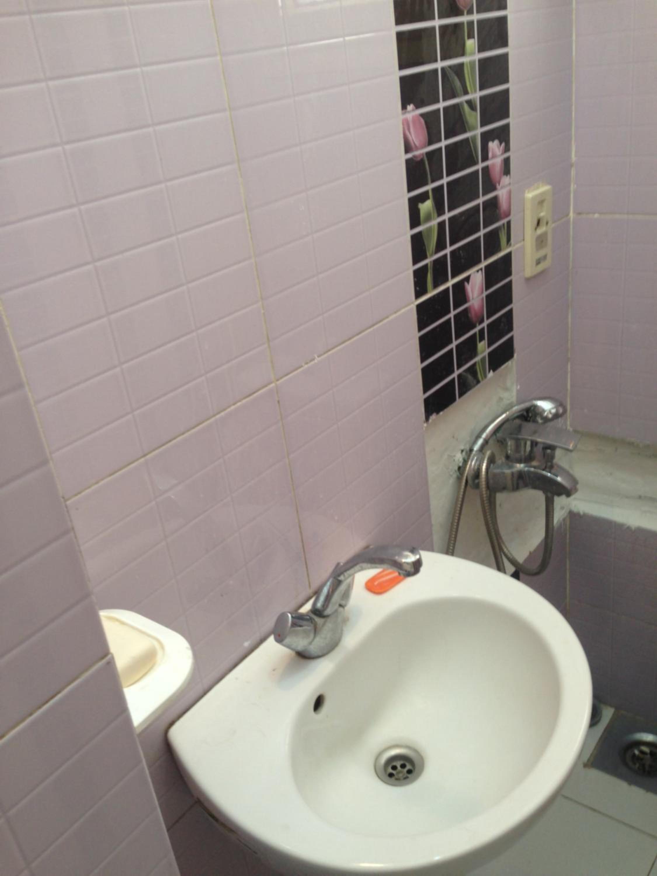 3 Bed Rooms Ac Fully Equipped flat in Mohandsseen Cairo