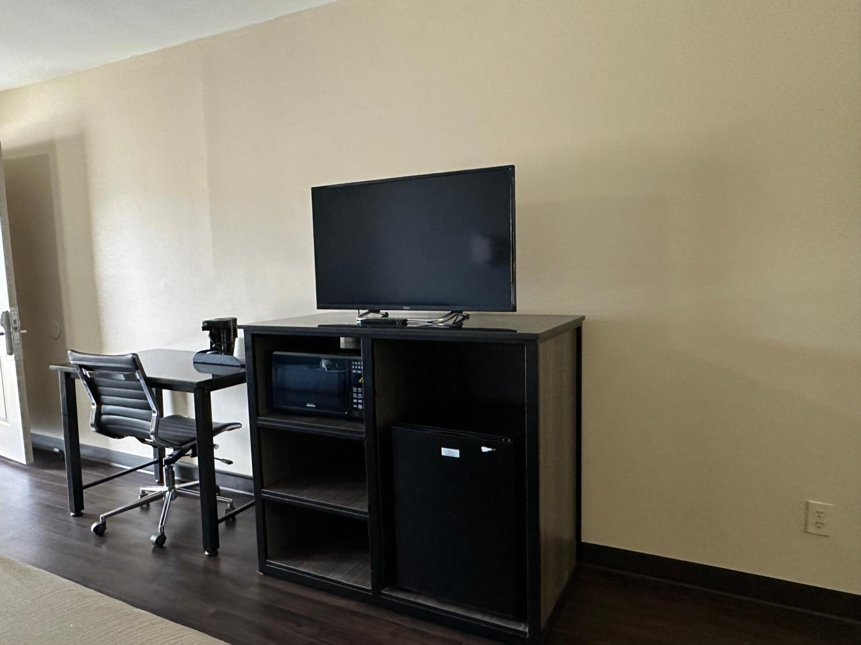 Express inn Hartselle - Property Image 10