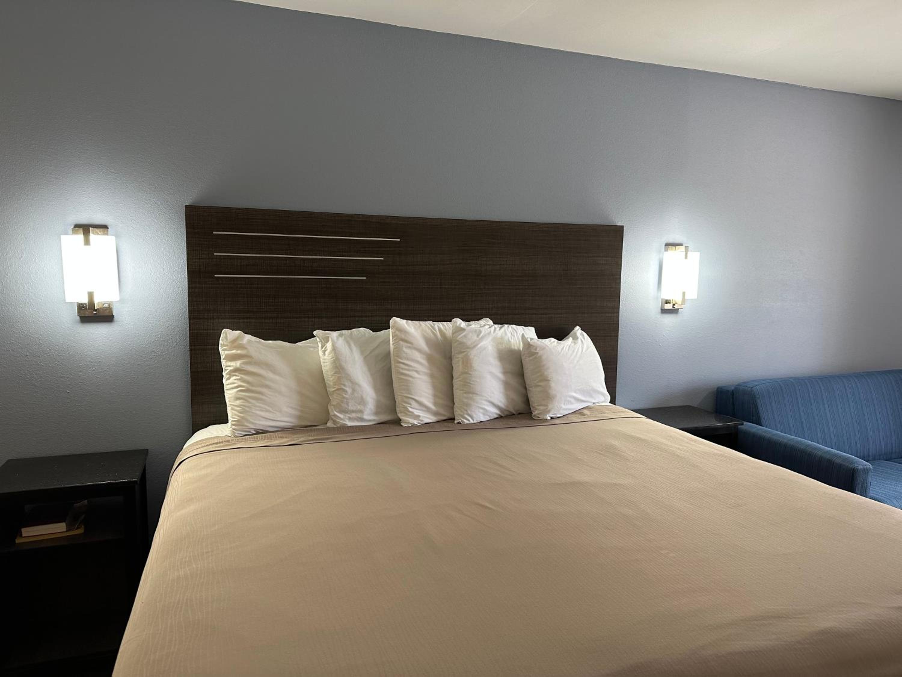 Express inn Hartselle - Property Image 3