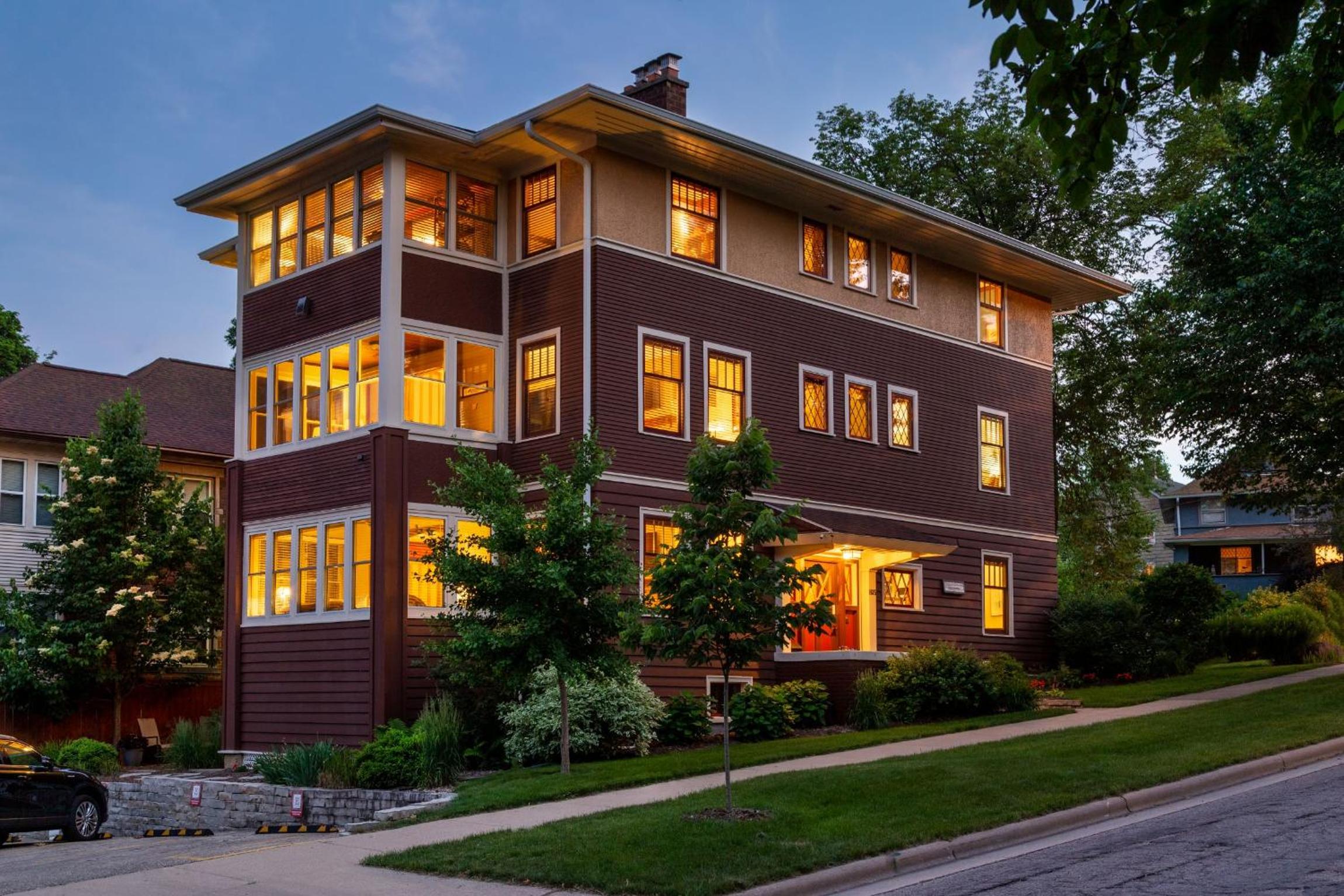 Hotel The Buckingham Inn - Image 1