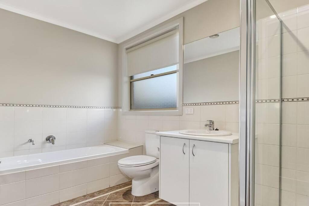 Central Villa/Two King beds/Disabled/Family/Pets