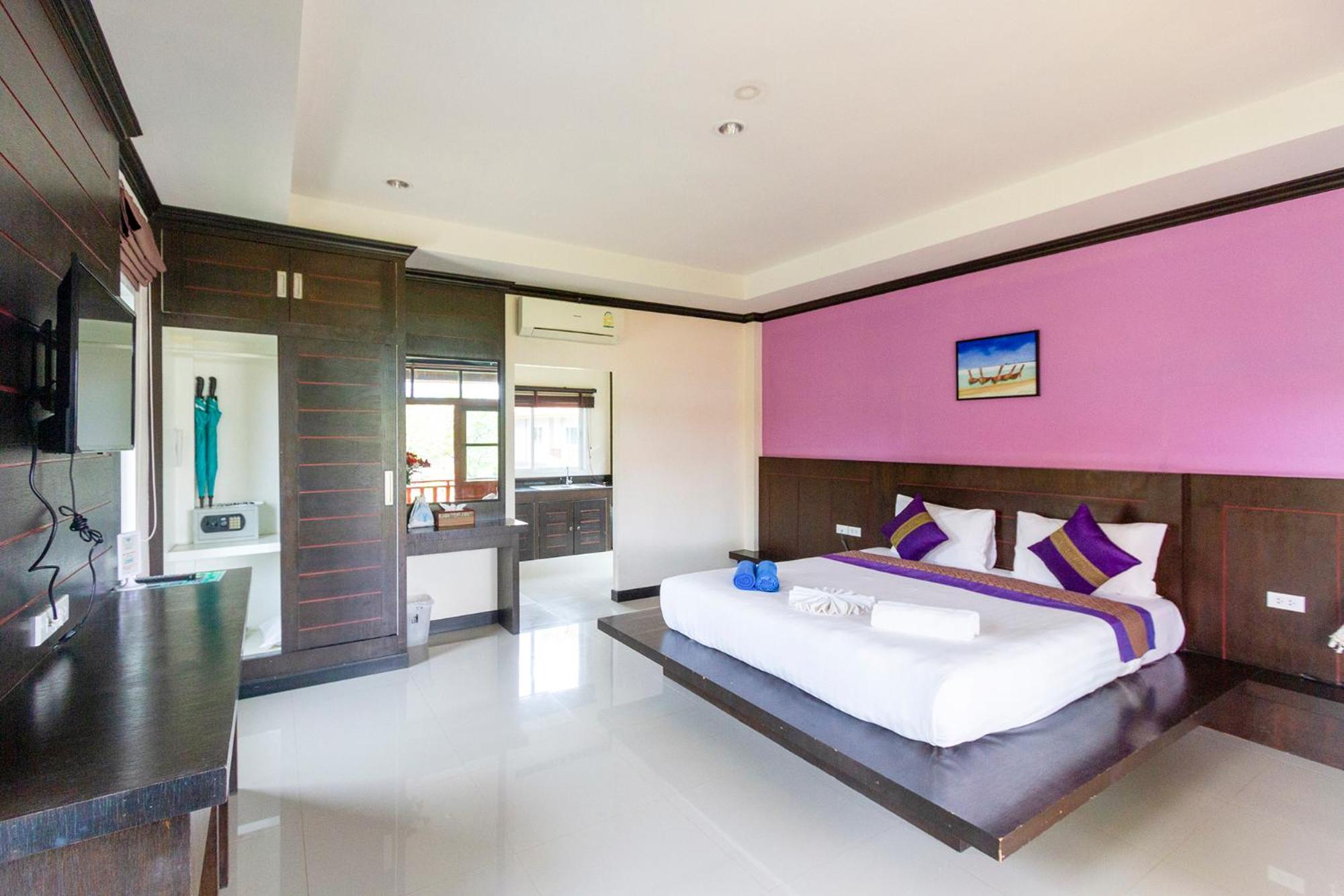 Lanta Lapaya Resort