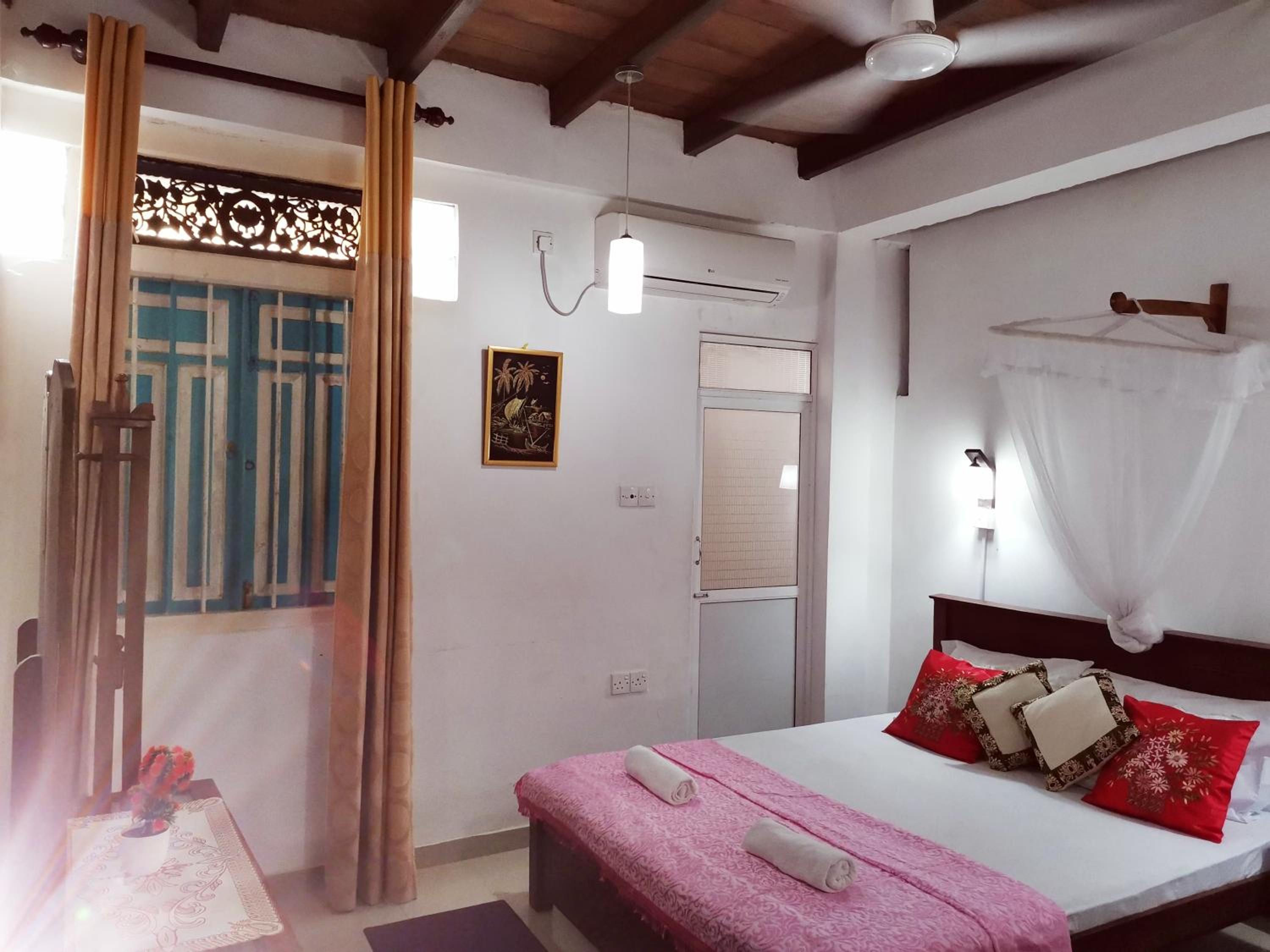 Southern Comforts - Galle Fort