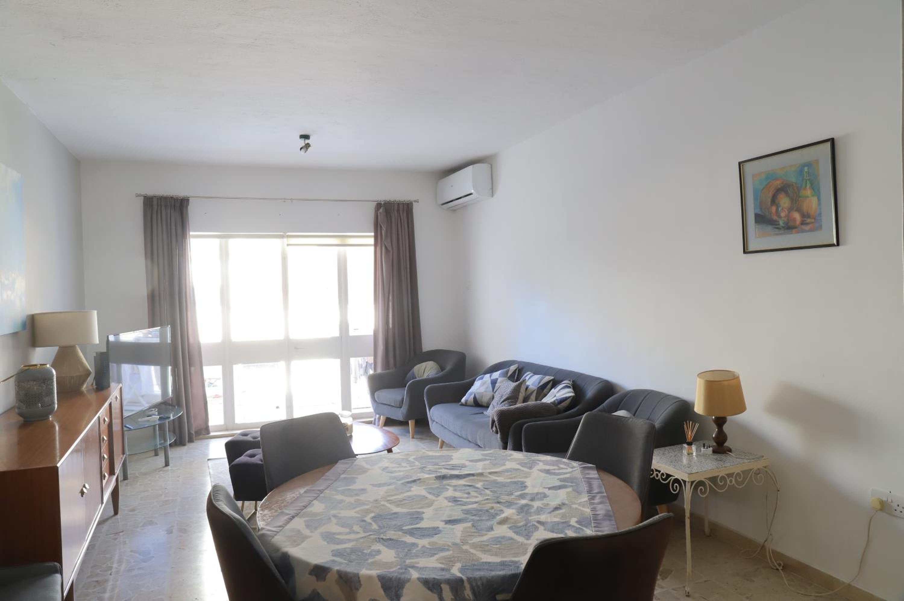 Newly listed 3 bedroom apt in st Julians photo 5