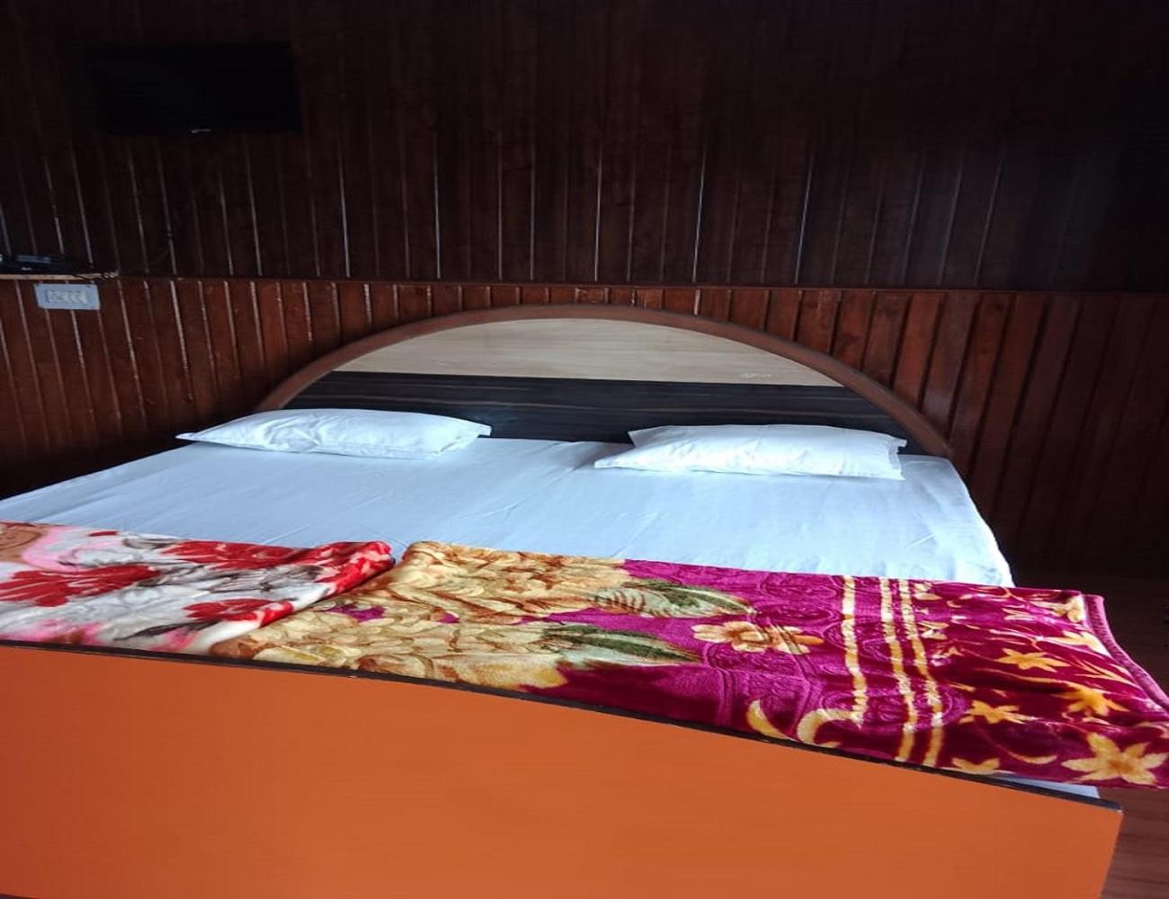 Aangan Resort, Bageshwar view 2