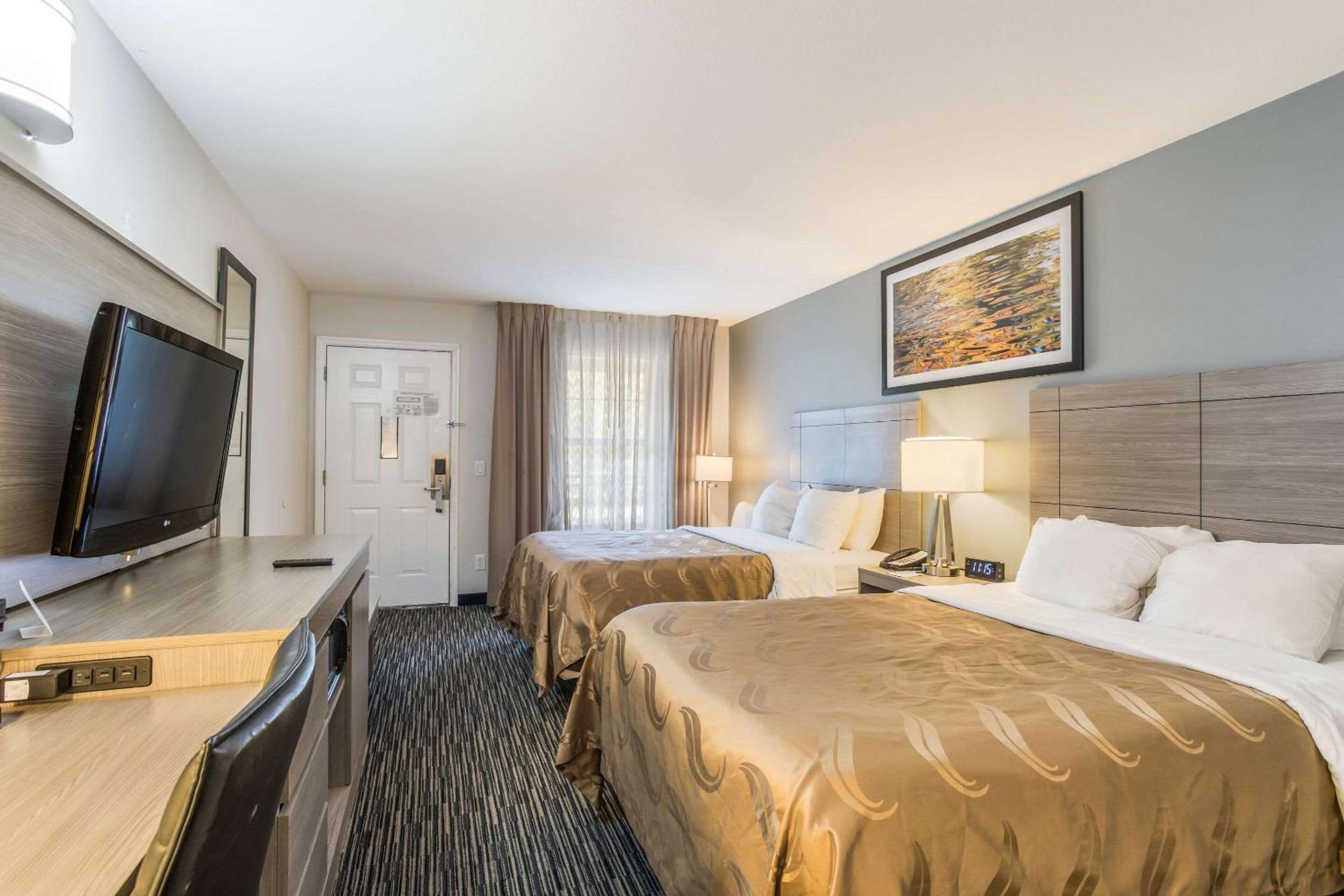 Quality Inn Gallatin-Nashville Metro - Property Image 5