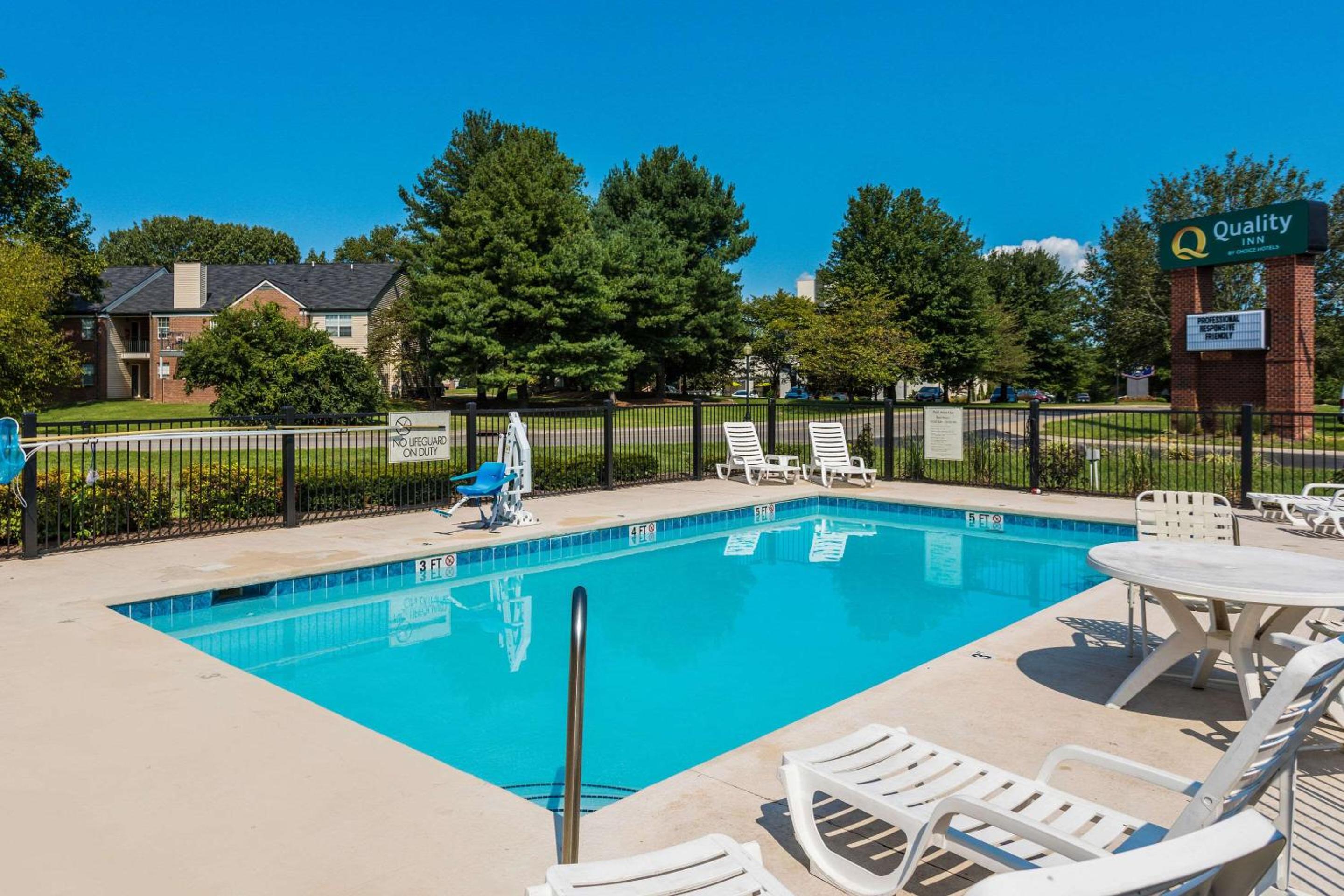 Quality Inn Gallatin-Nashville Metro - Property Image 41