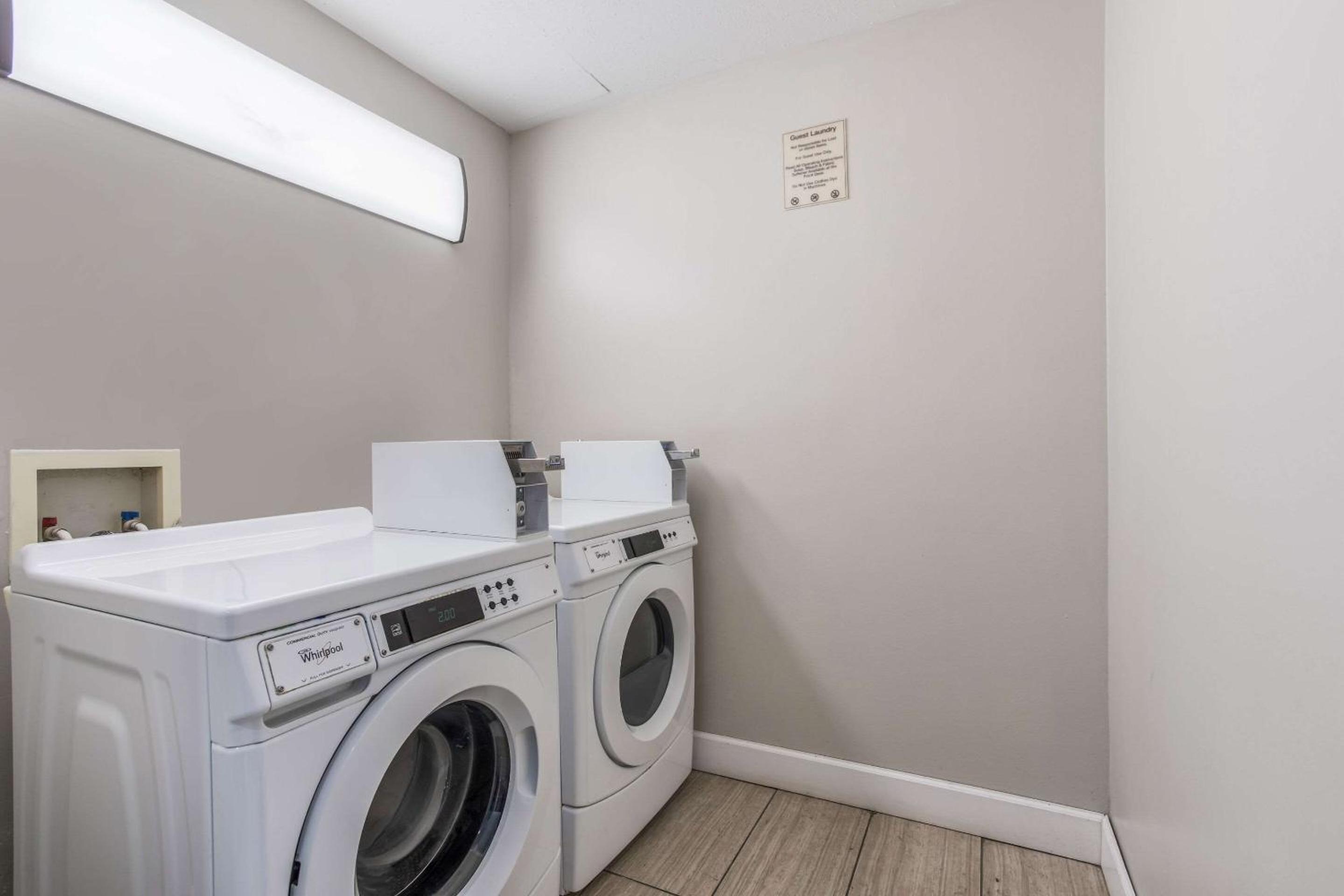 Quality Inn Gallatin-Nashville Metro - Property Image 43