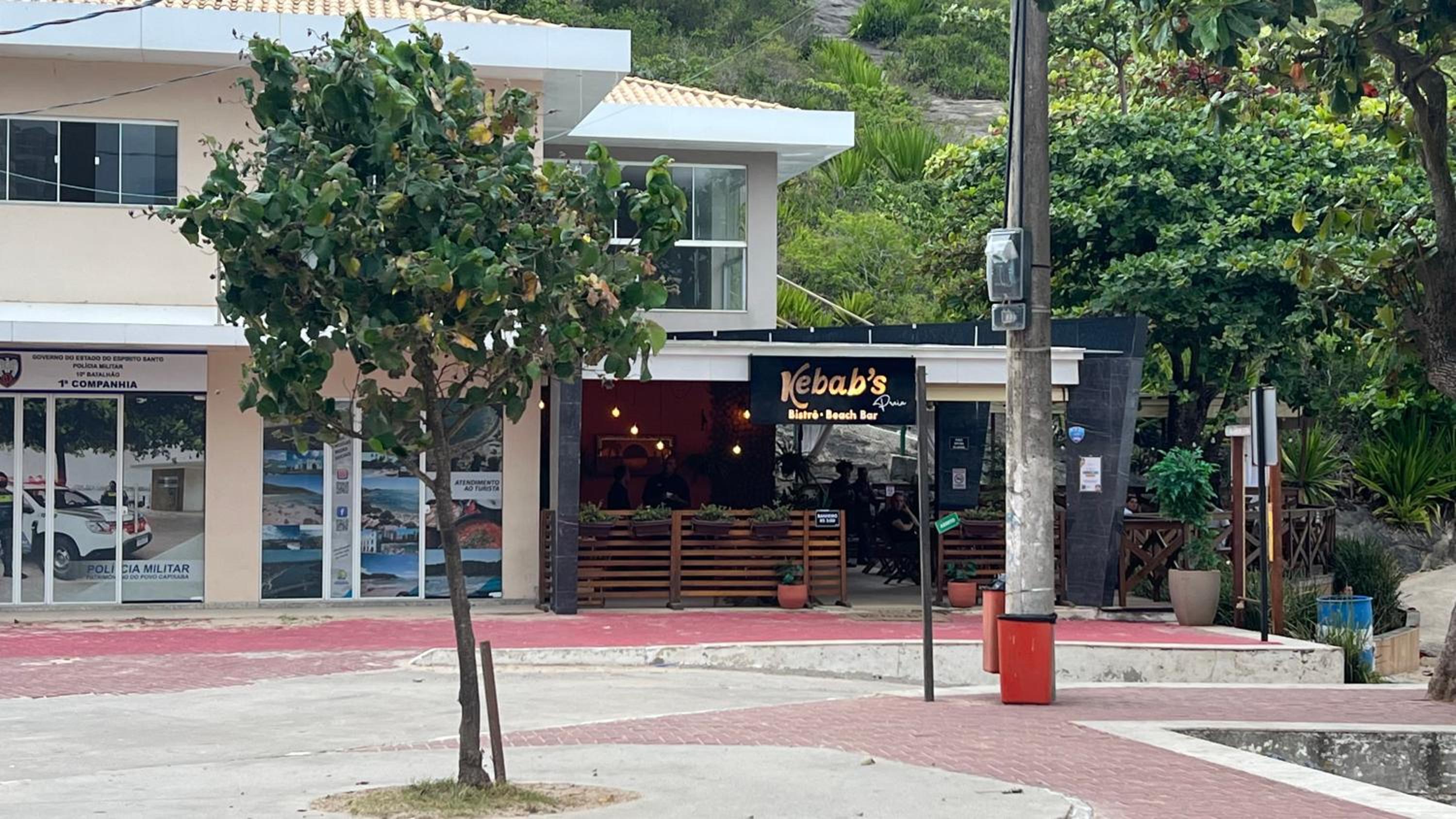 Apartamento 4 quartos Av Beira Mar nº 36 - Edif Canto Nobre - Guarapari ES