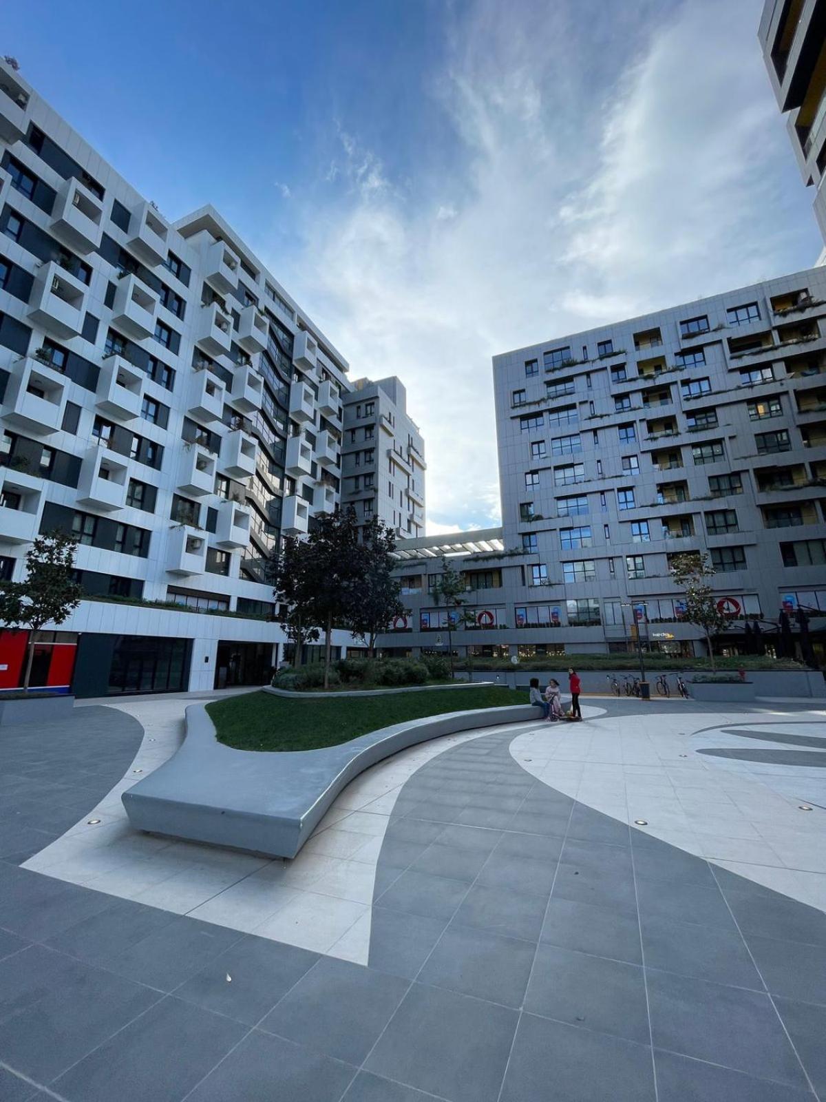 Square 21 Apartments