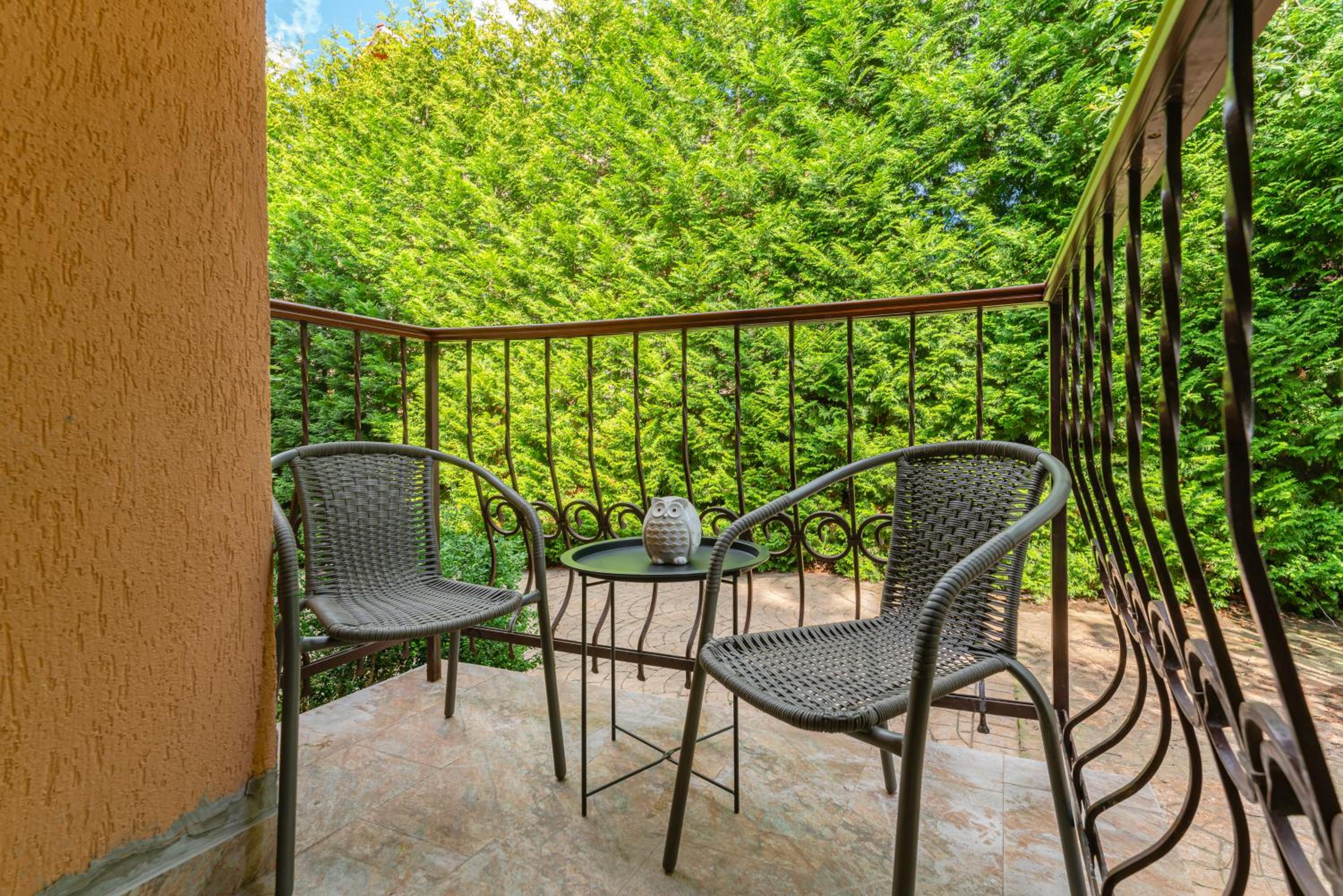 balance & terrace