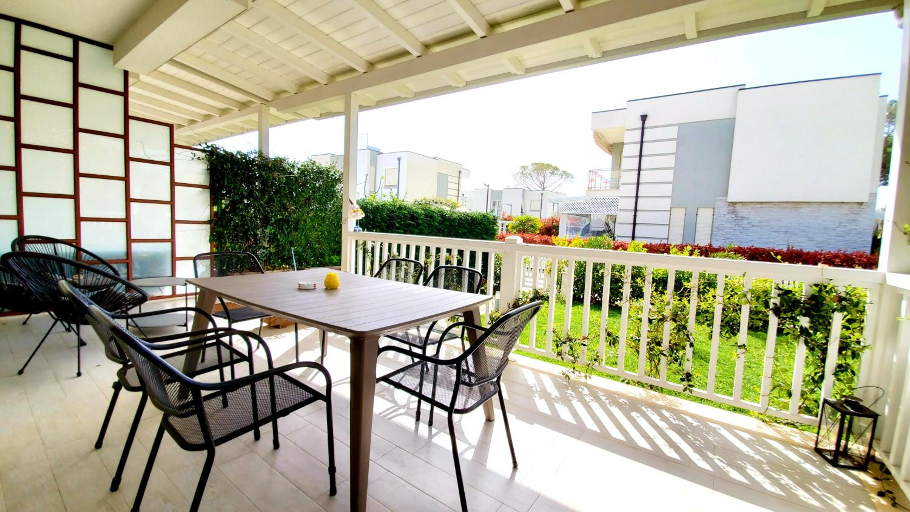 Gjiri i Lalzit - Vila Savita - Perla Resort