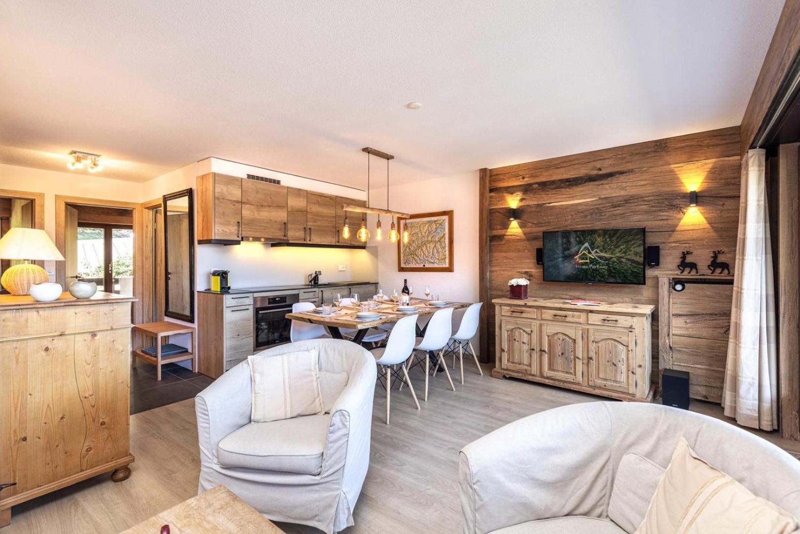 Apartment La Foret view 2