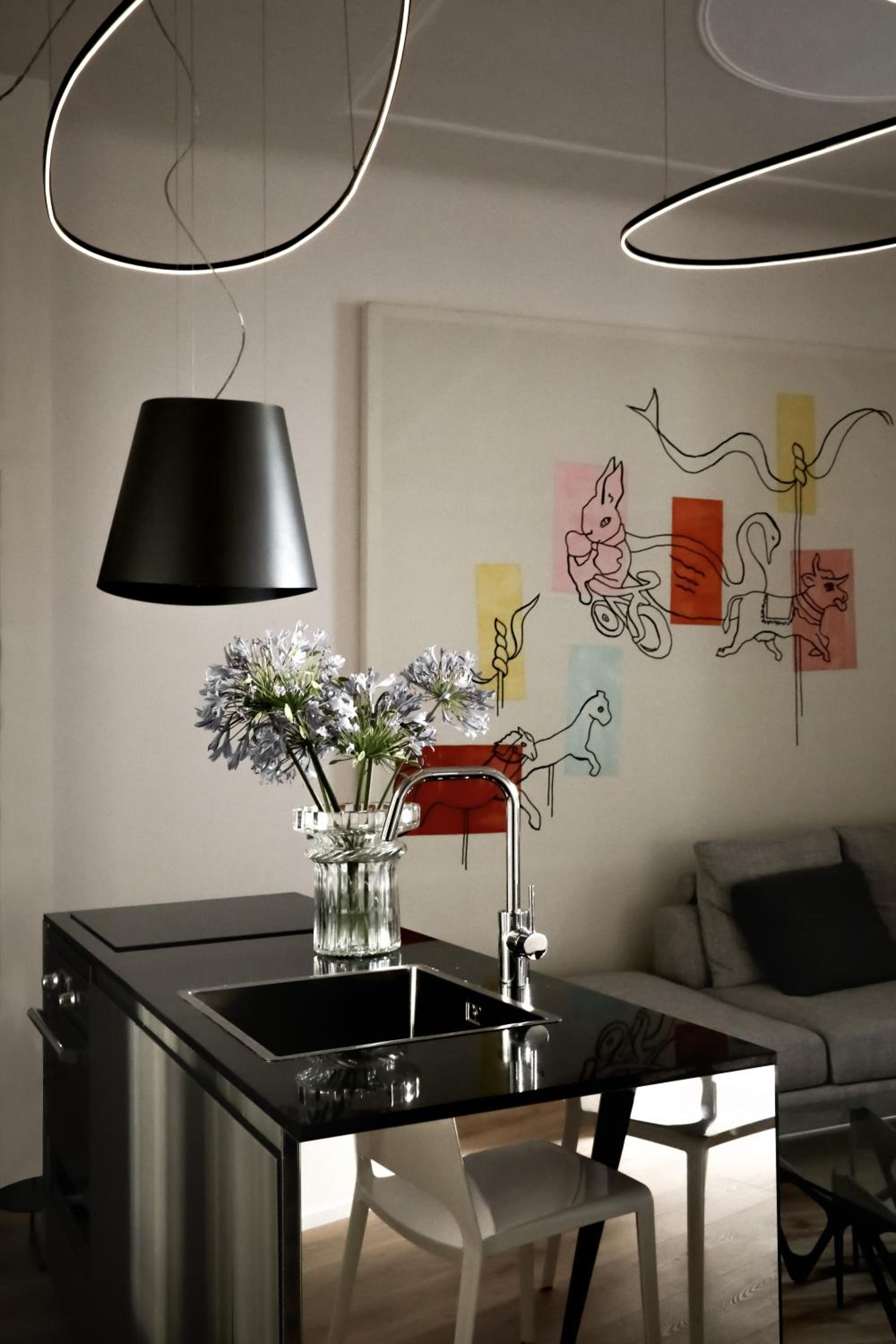 Ginger House Project, Boutique Art Apartment in Milan
