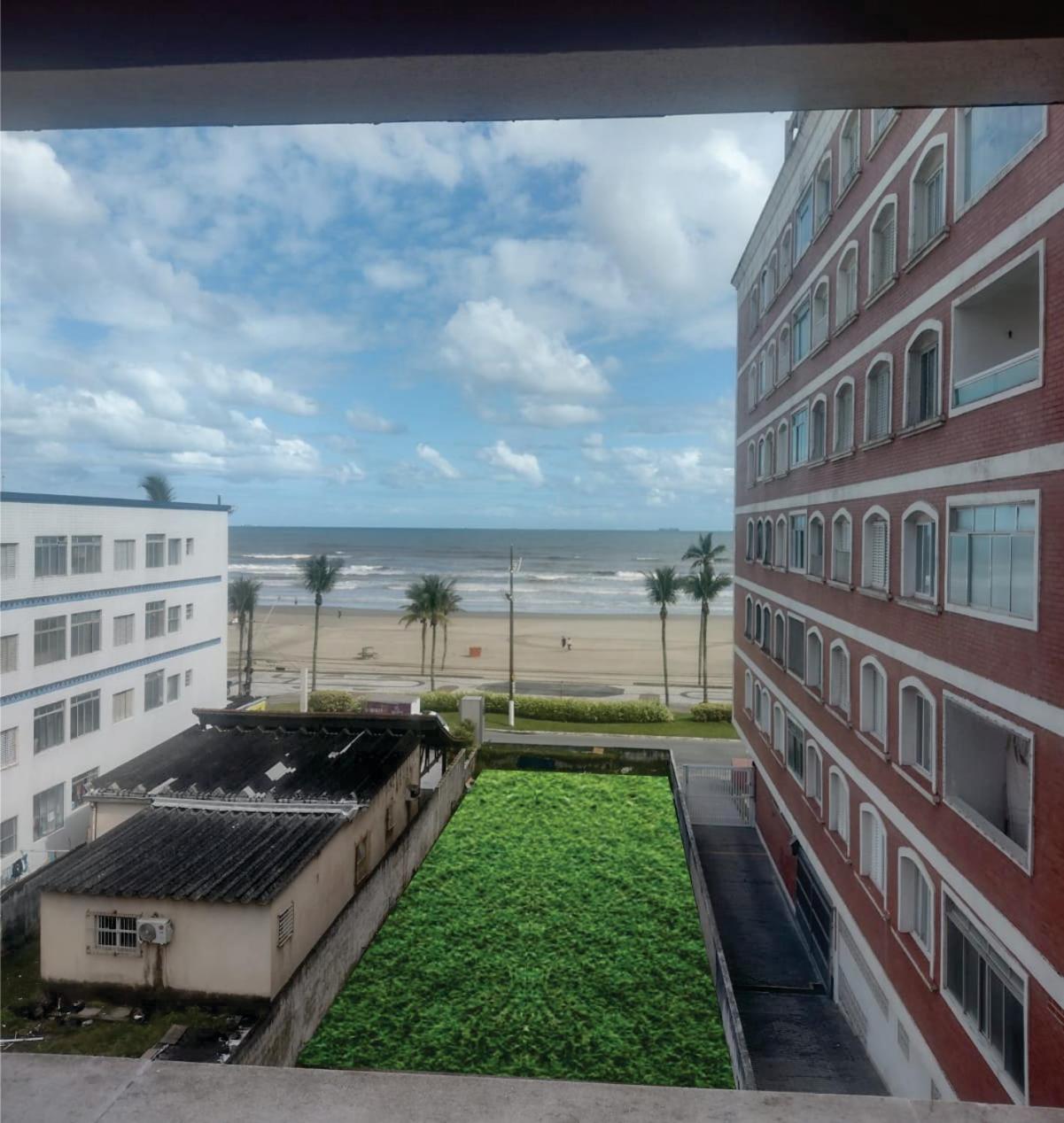 Apartamento a 50 mt da praia, tudo novo view 5