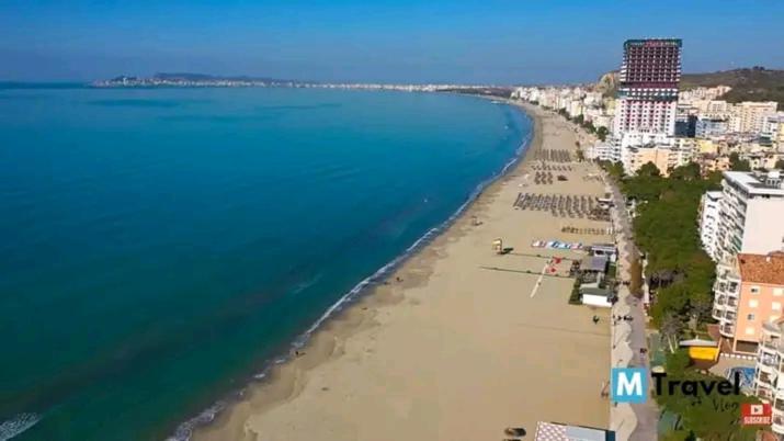 Spacious Studio apartment with Balcony, Durrës