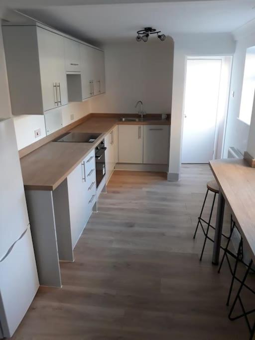 4 Bedroom Home Near York Racecourse view 4