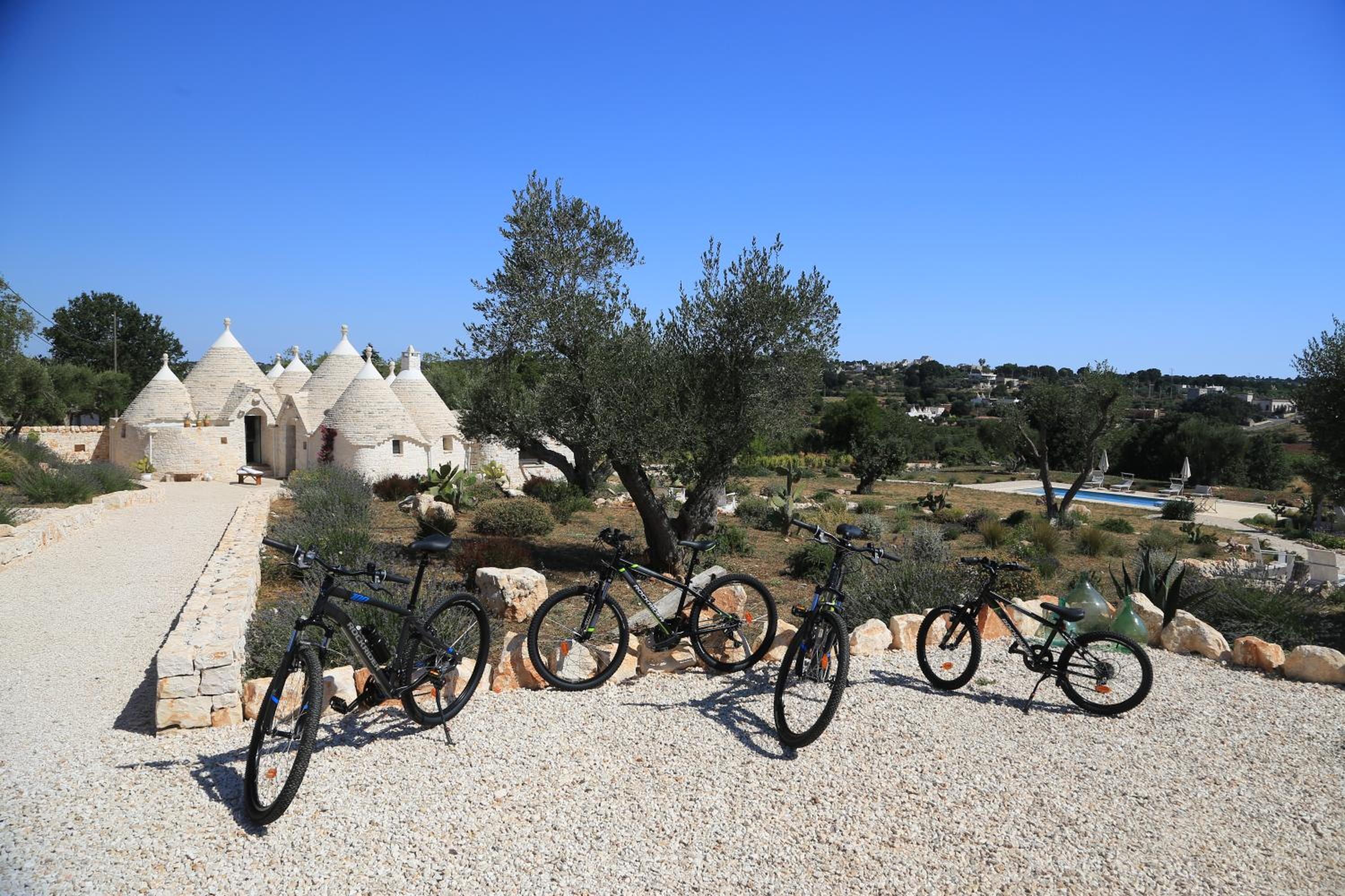 TRULLI TERRA DI MEZZO