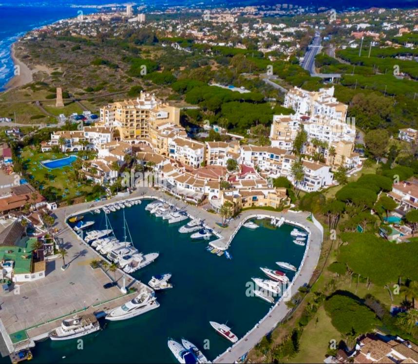 FASCINANTE Hogar en Cabo Pino en MARBELLA