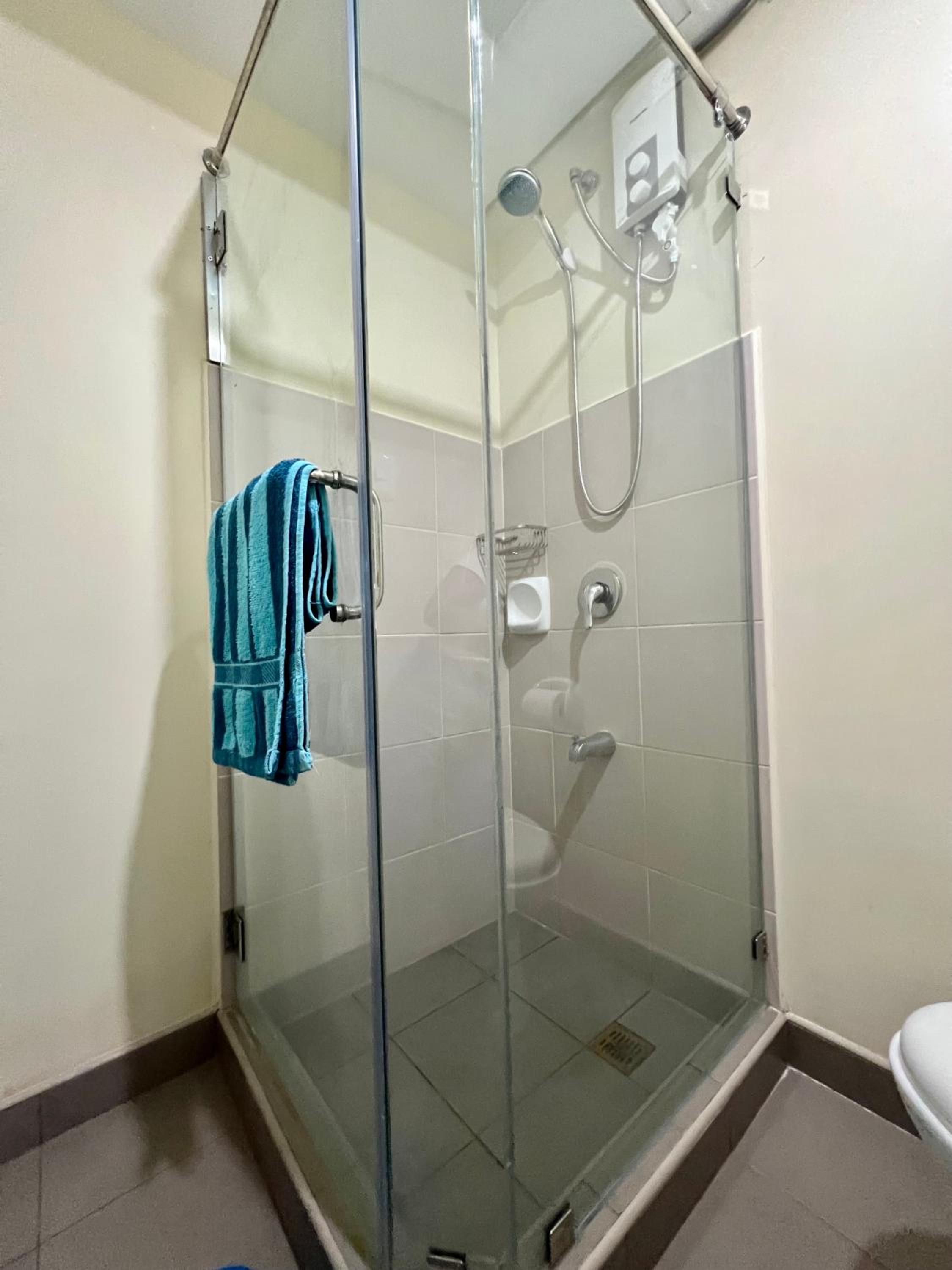 Furnished Studio at Avida Riala in IT Park Cebu view 5