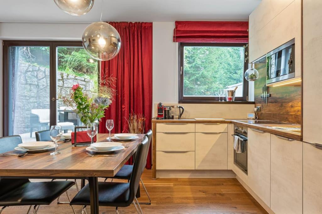 Apartment Adélka 104, private wellness - whirlpool, sauna, parking