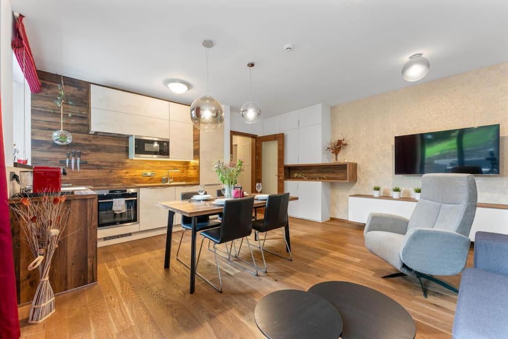 Apartment Adélka 104, private wellness - whirlpool, sauna, parking