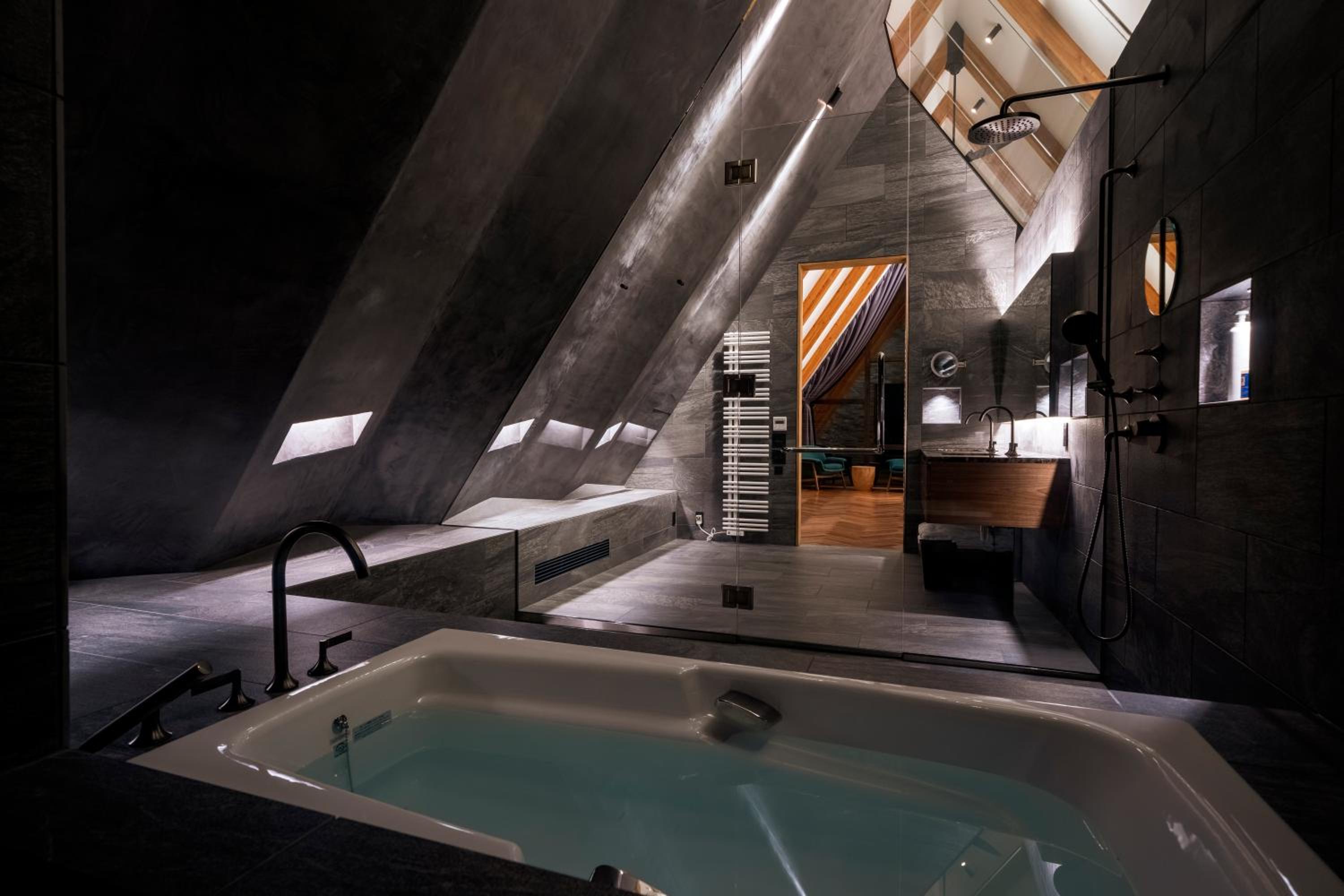 KanollyResorts Hakuba