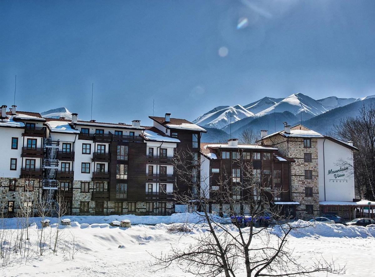 Ski to door at Mountain View 1BR condo Bansko