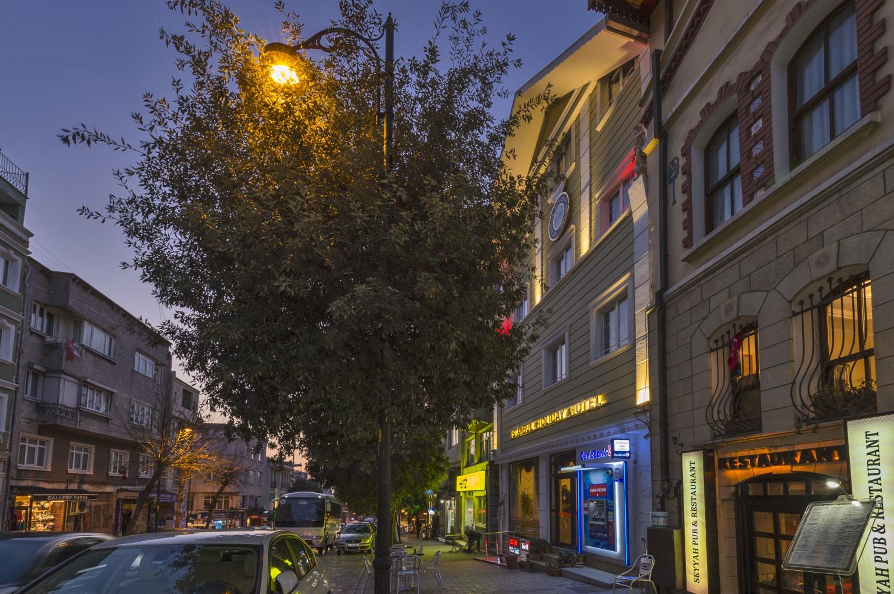 Istanbul Holiday Hotel - Image 46