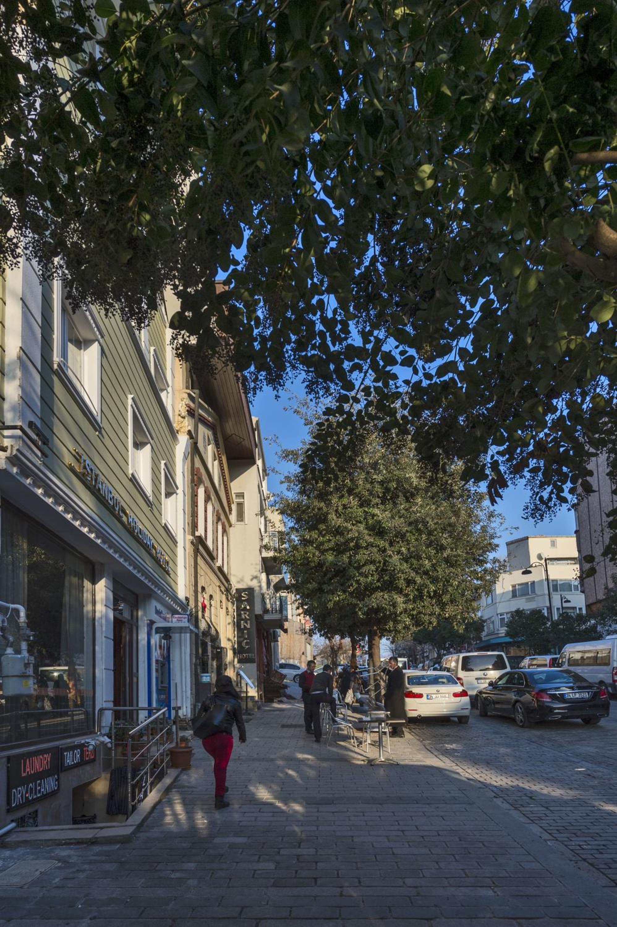 Istanbul Holiday Hotel - Image 12