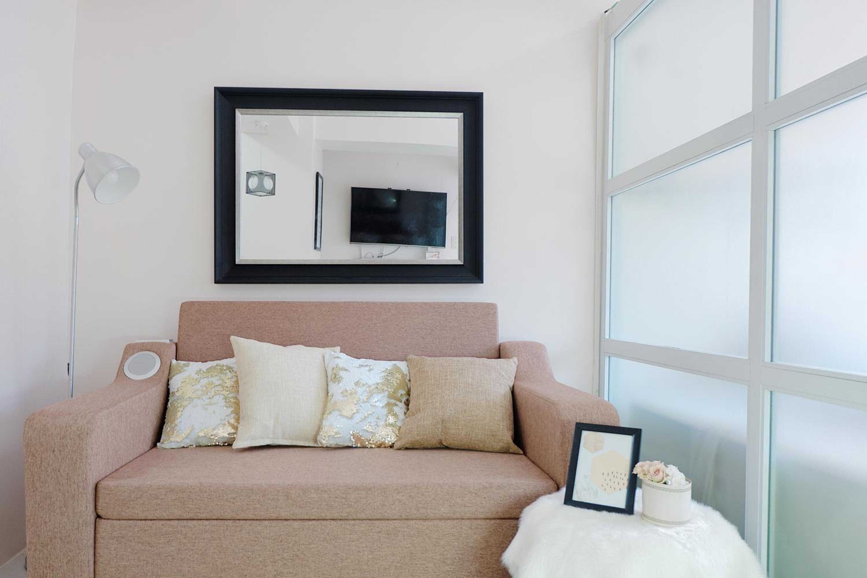 552 Reverie (1BR Unit at Cityland Tagaytay Prime Residences) view 2