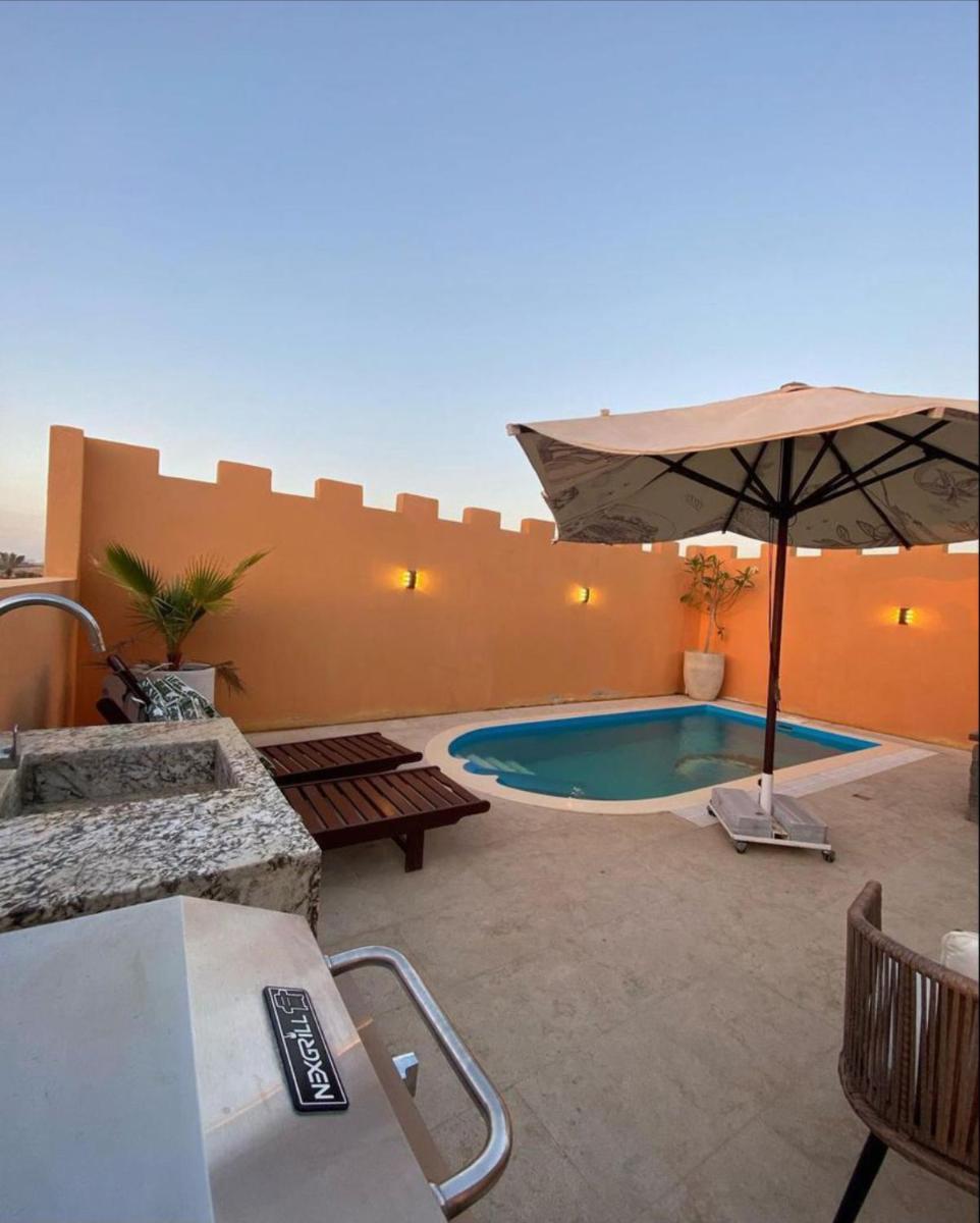Desert Inn Resort and Camp
