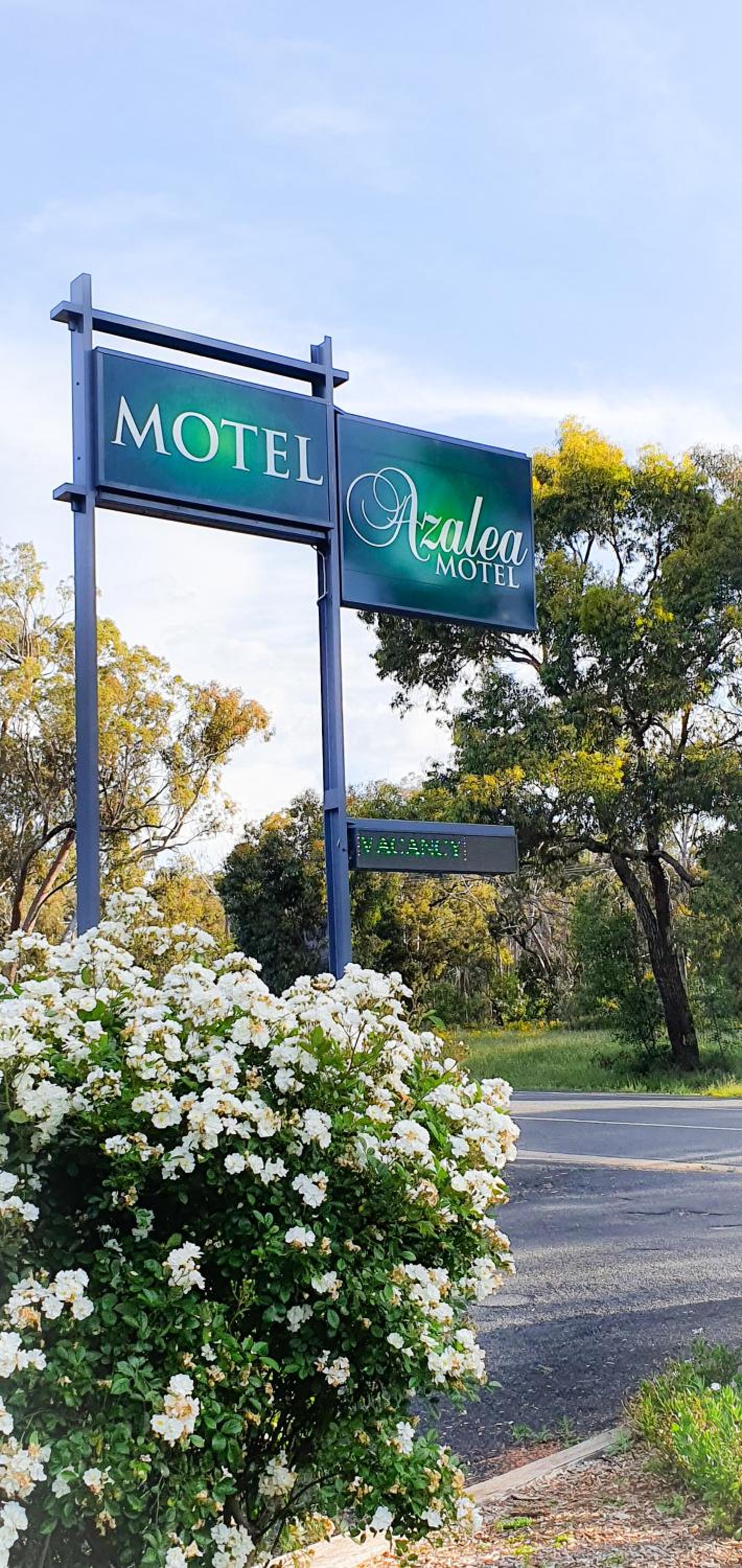 Azalea Motel