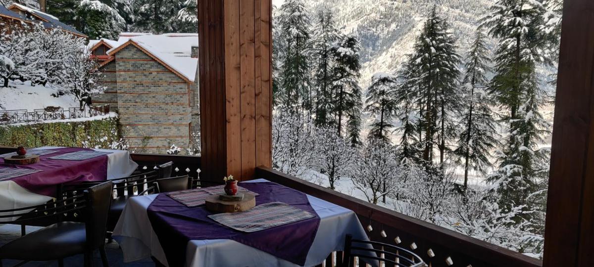 restaurant