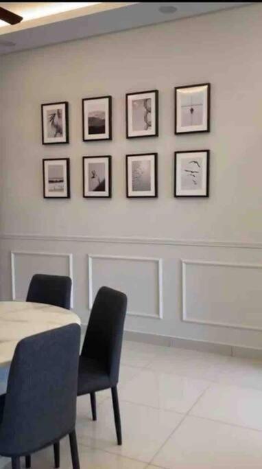 Millerz Suite 3R2B Condo Near MidValley 3 Beds 3 Bedrooms Staycation Best Choice