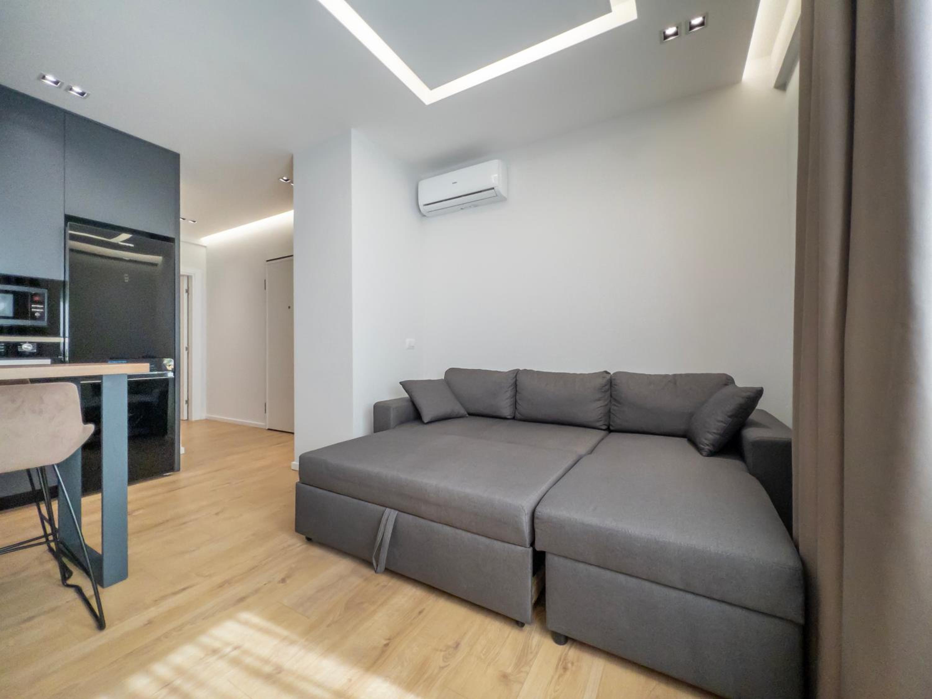 PIN Apartments - 3 Min to Skanderbeg - Free Parking