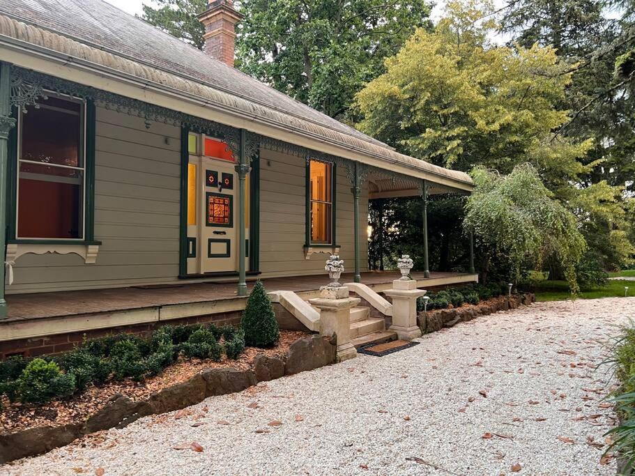 Carramar Estate: 2 homes stunning mountain views